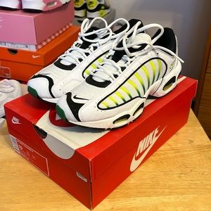 Nike Air Max Tailwind IV